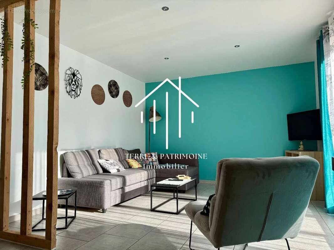 Maison à VALLON-PONT-D'ARC