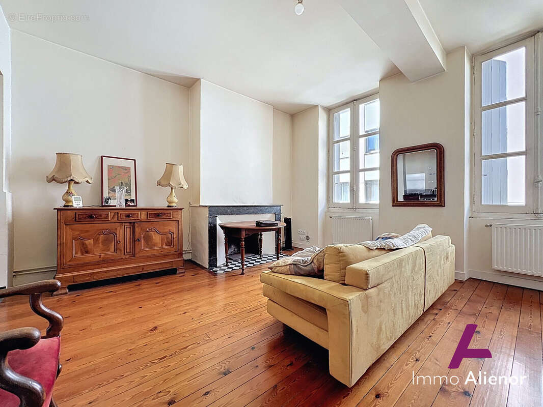 Appartement à BORDEAUX