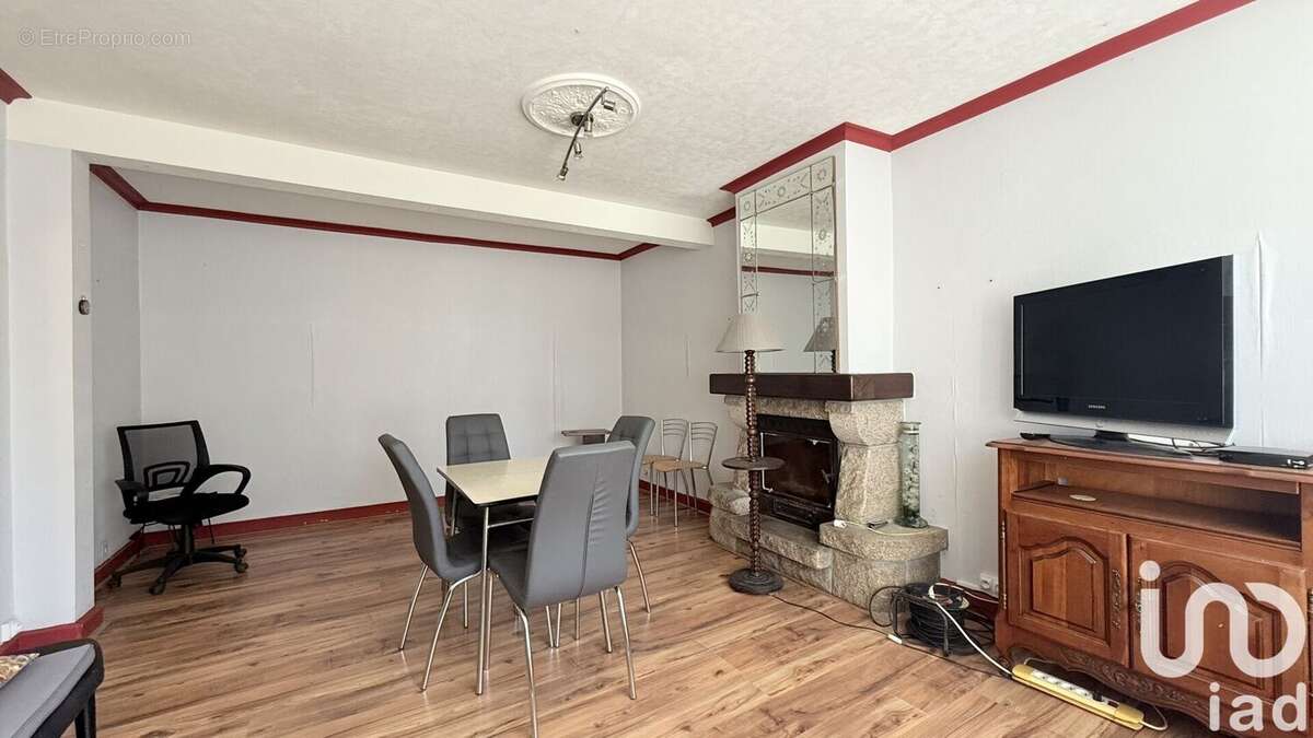 Photo 6 - Maison à LE ROC-SAINT-ANDRE