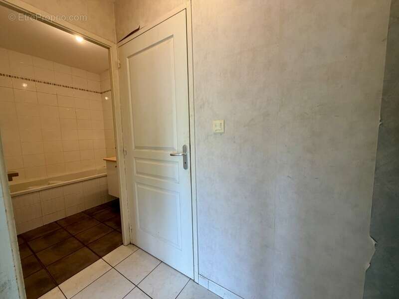 Appartement à PELLOUAILLES-LES-VIGNES
