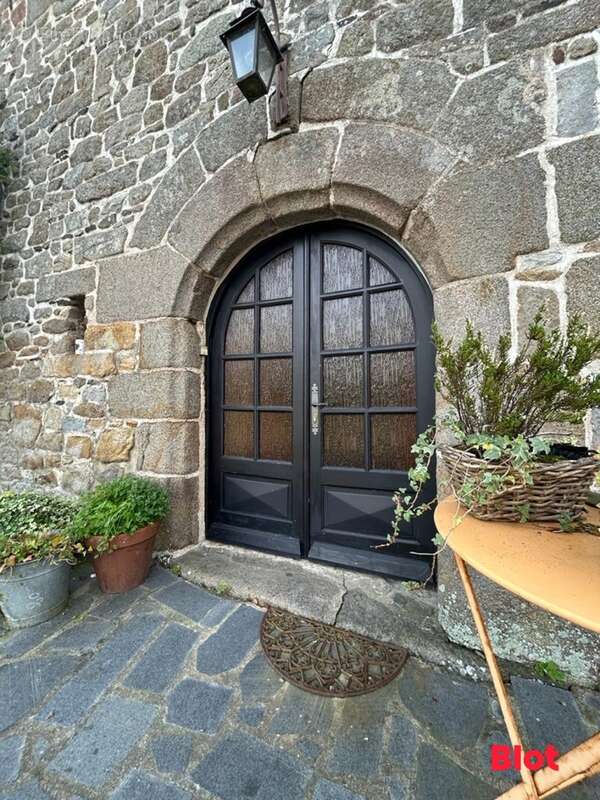 Maison à DOL-DE-BRETAGNE