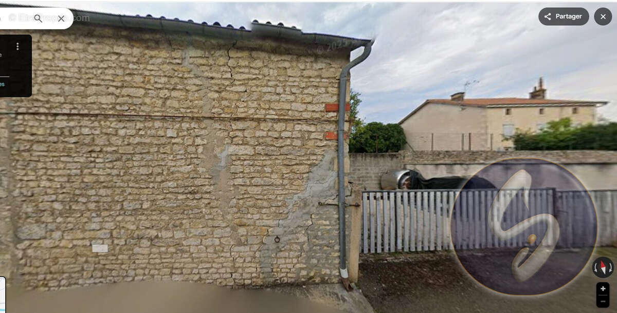 Maison à PAMPROUX
