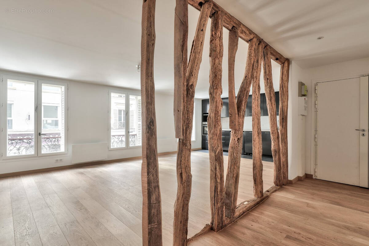 Appartement à LEVALLOIS-PERRET