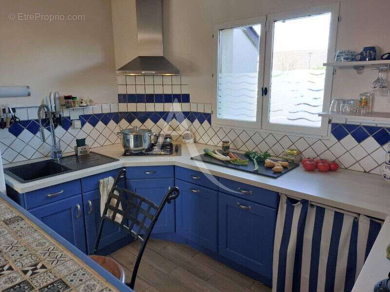 Maison à LE COUDRAY-MACOUARD