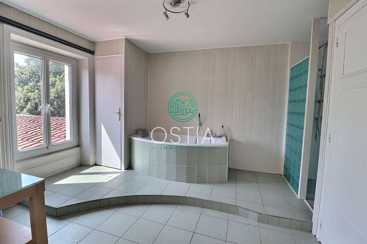 Maison à SAINT-MARTIN-LA-PLAINE