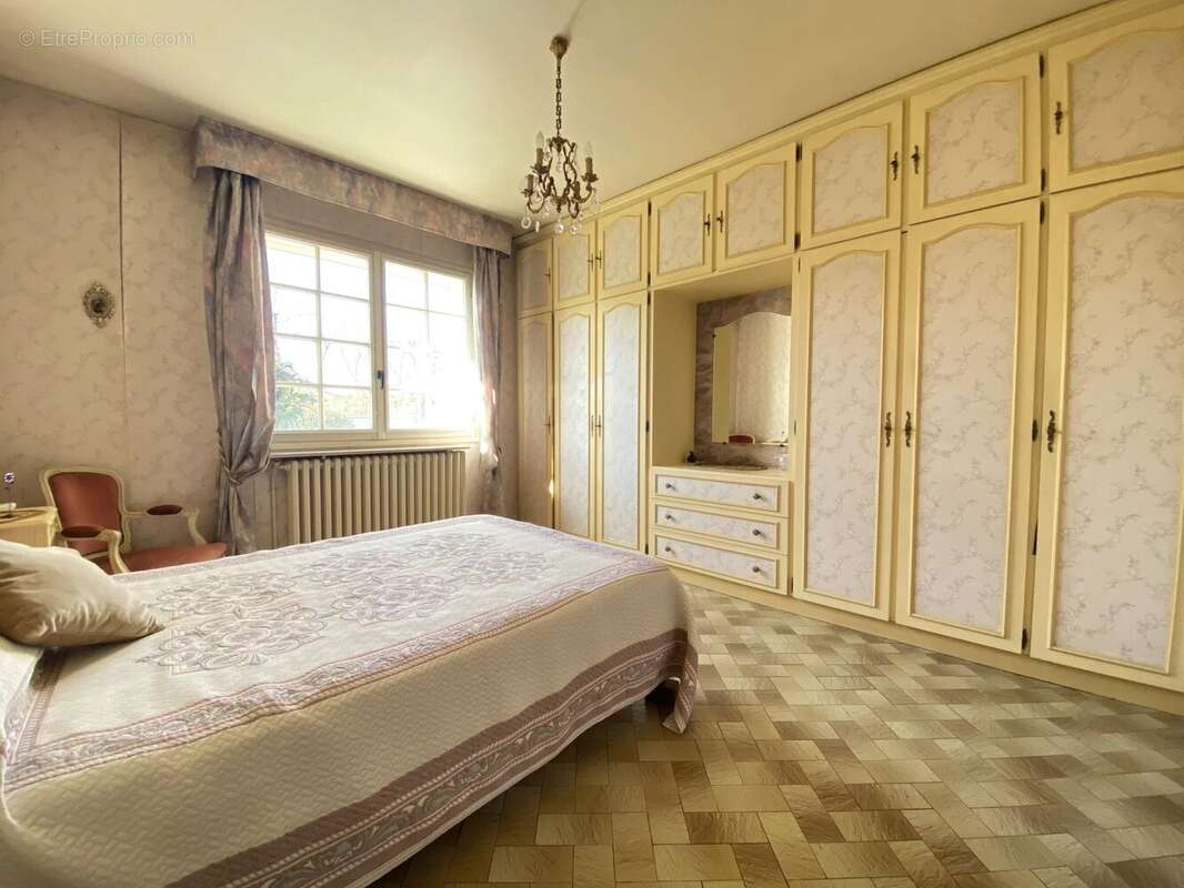 Maison à SAINT-MEDARD-EN-JALLES