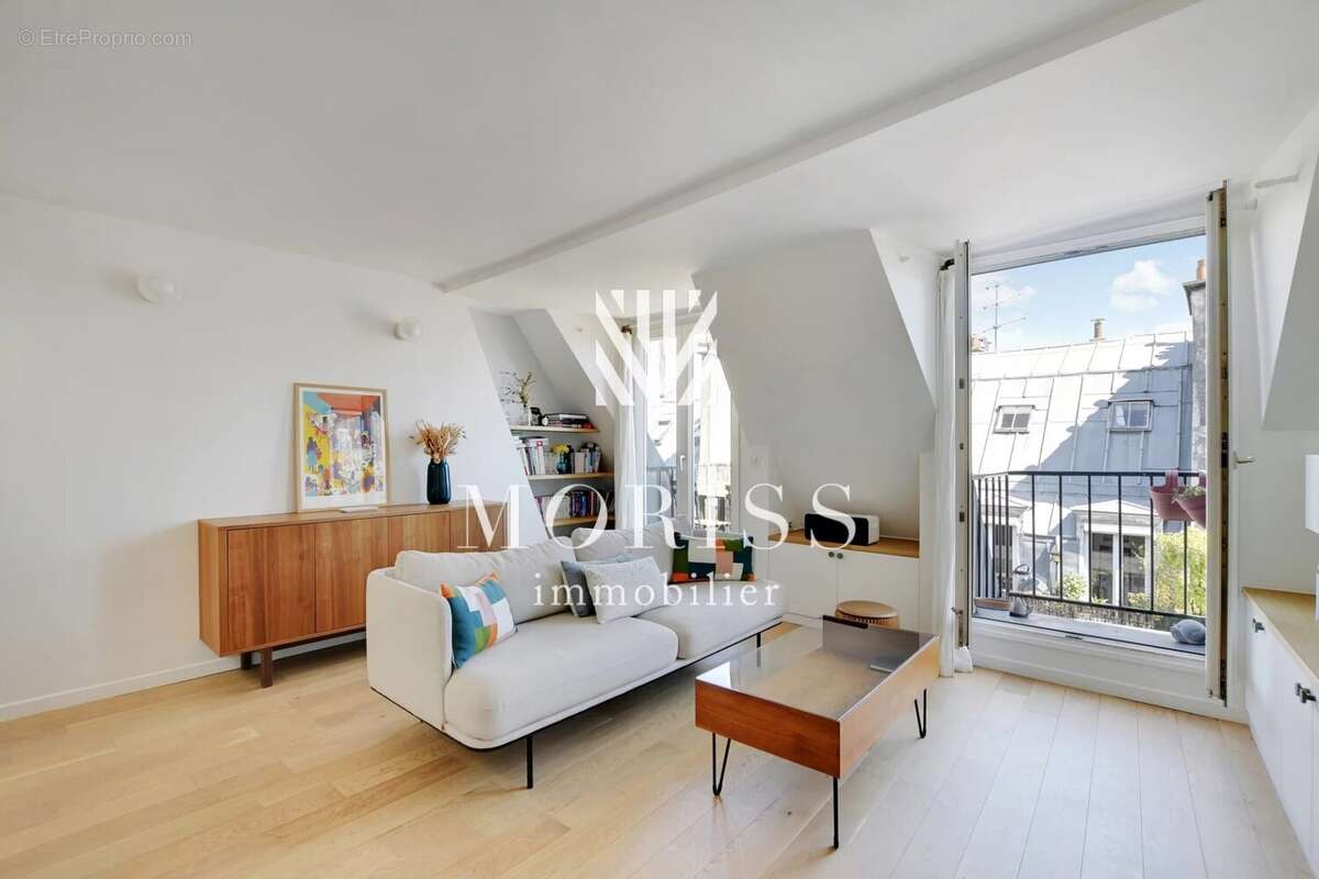 Appartement à PARIS-18E