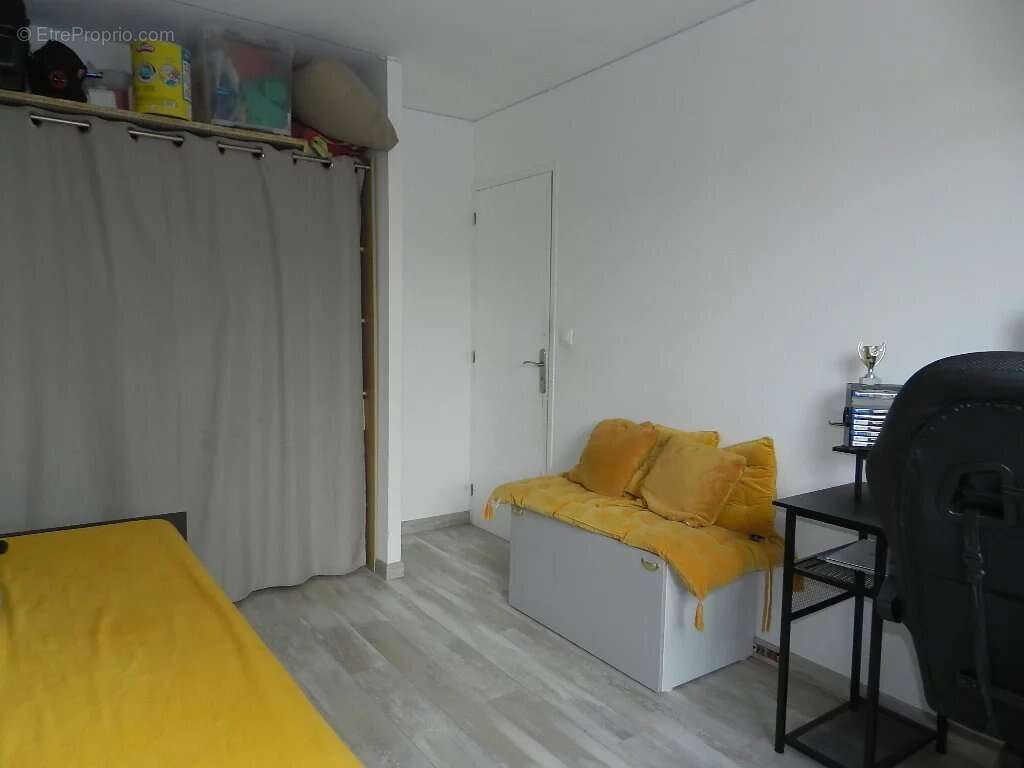 Maison à SAINT-PIERRE-SUR-DIVES