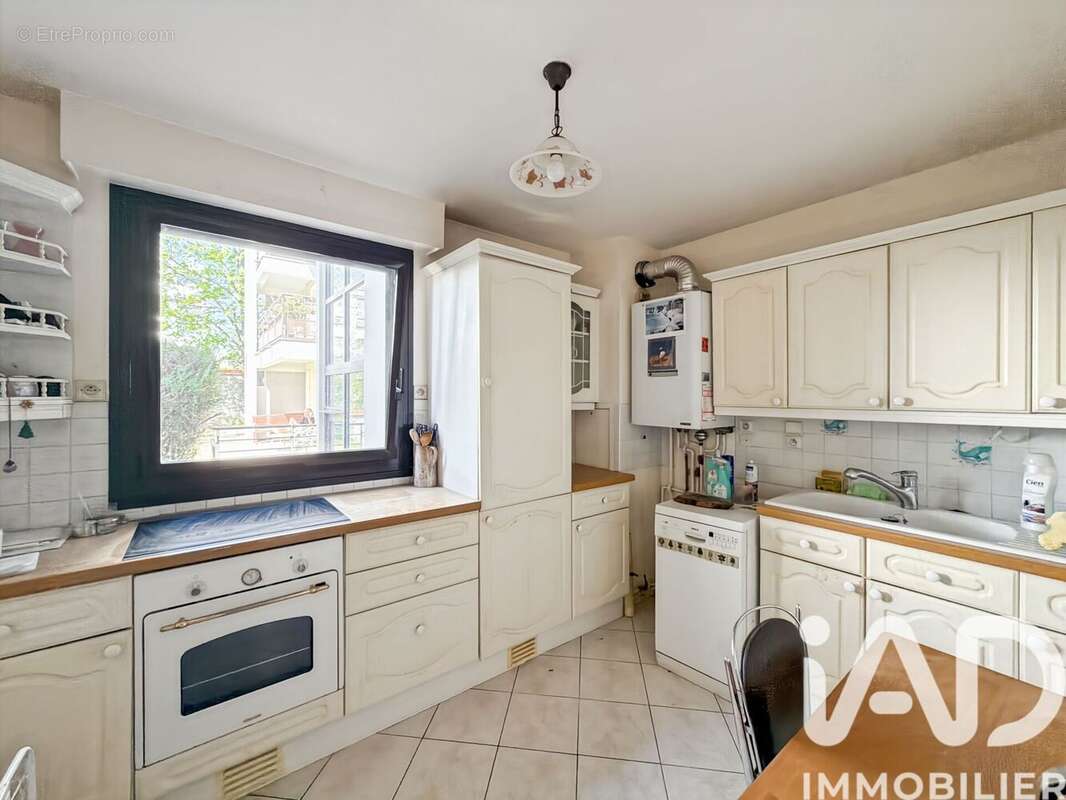 Photo 9 - Appartement à SAINT-MAUR-DES-FOSSES