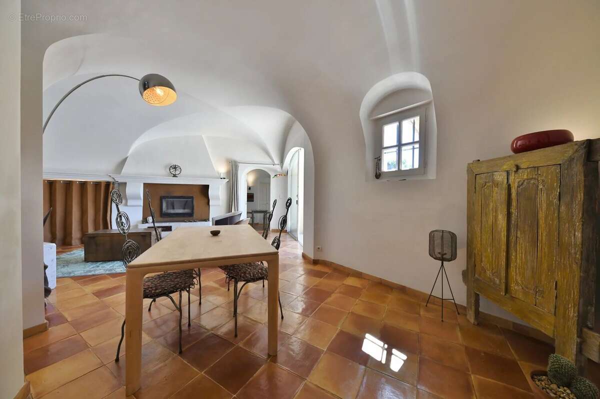 Maison à UZES