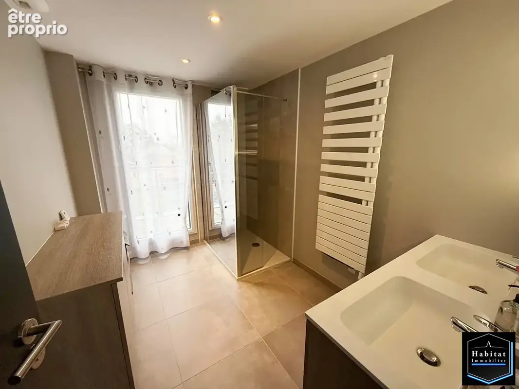 Maison 7 pièce(s) 180 m2 Jardin 665m² Garage - photo 6