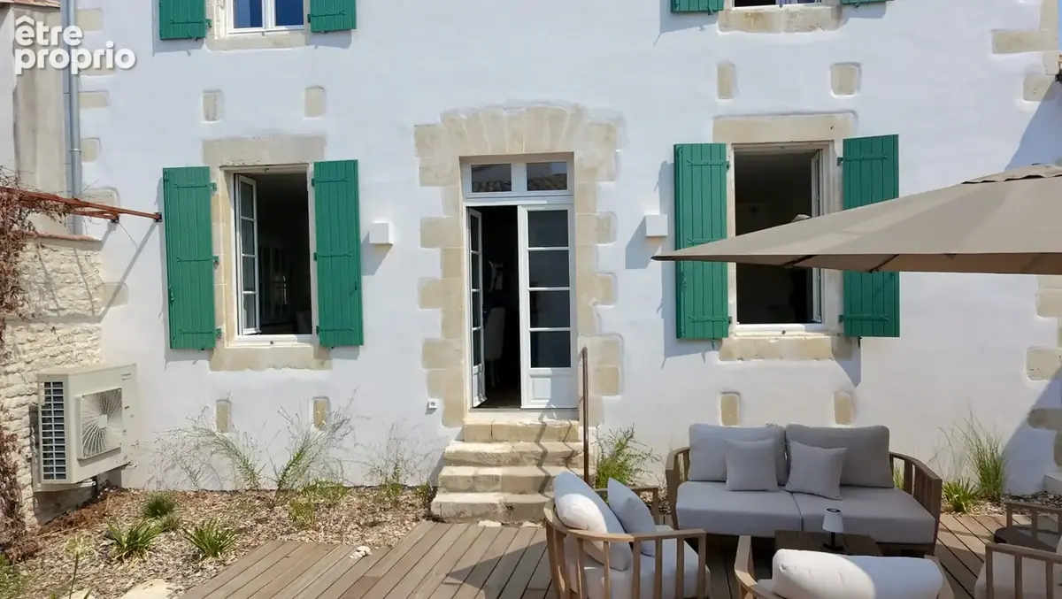 Maison 9 pièces 305 m² à vendre à Sainte-Marie-De-Re (17740) - photo 2