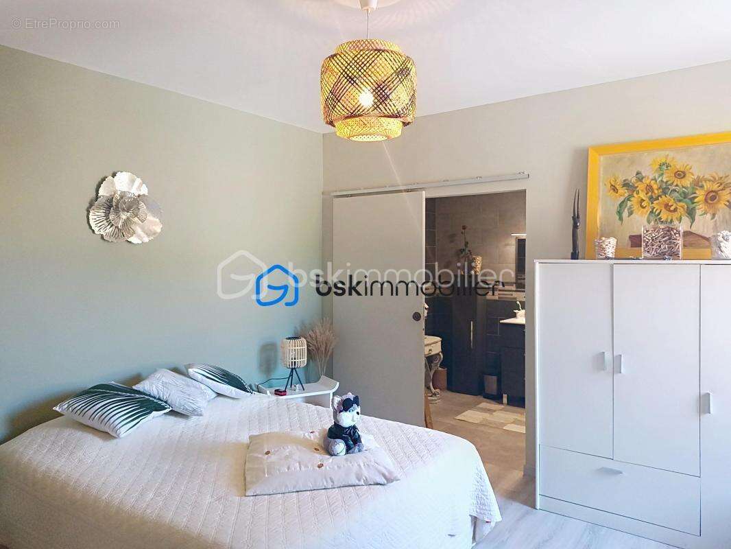 Appartement à COLOMBE
