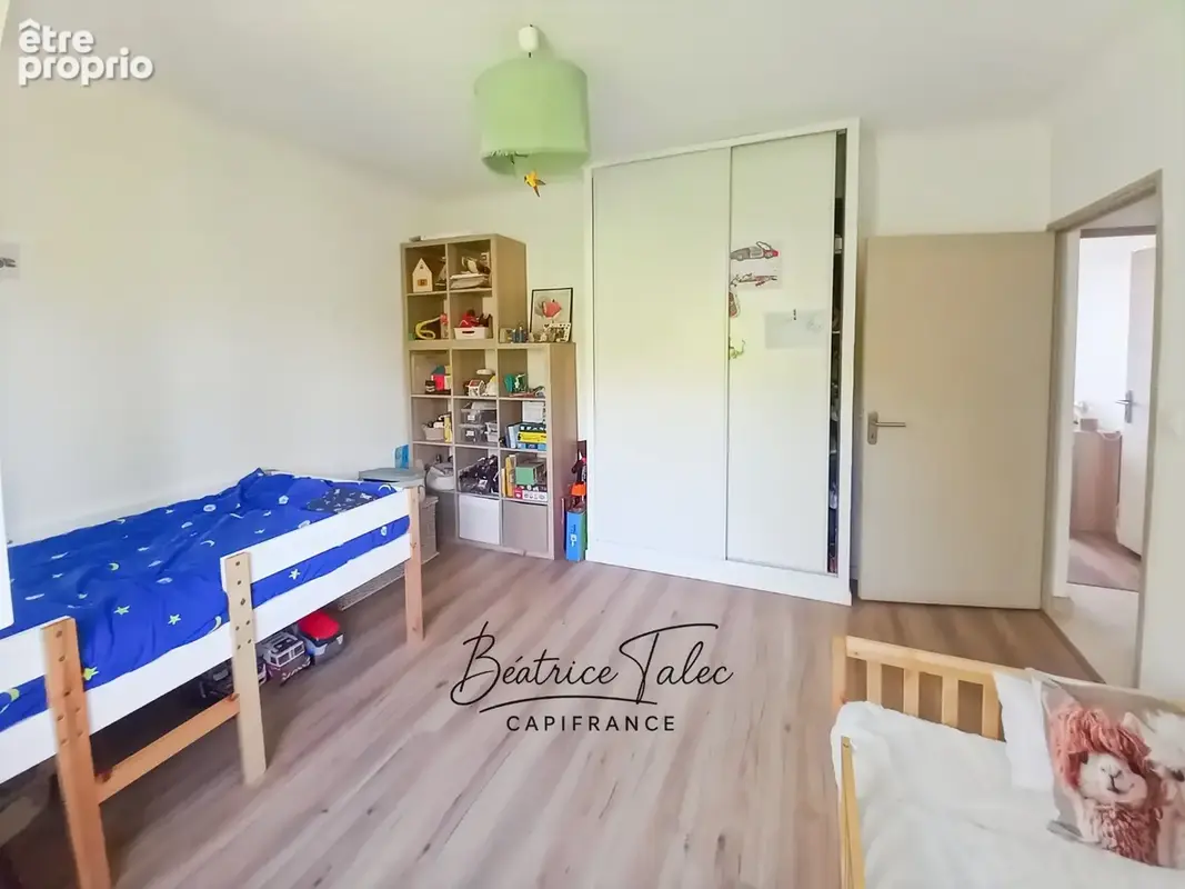 Appartement t4 110 m² entièrement rénové – vues panoramiques sainte-victoire & mont aurélien - jardin - parkings - photo 14
