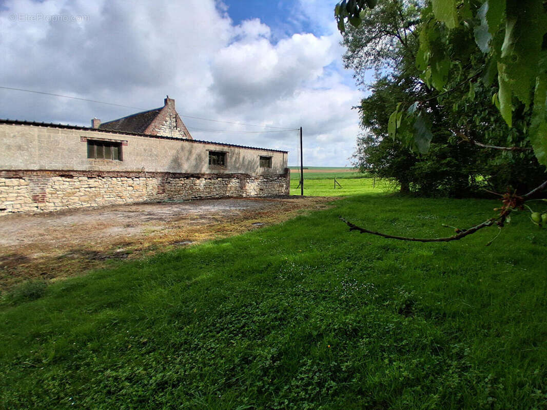 Maison à HOUSSET