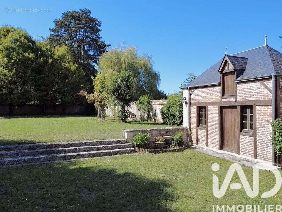 Photo 2 - Maison à LIGNIERES