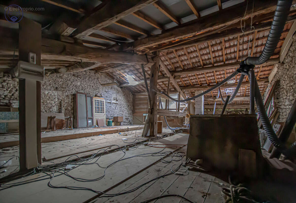 Maison de village a conforter proche ligny en barrois - photo 10