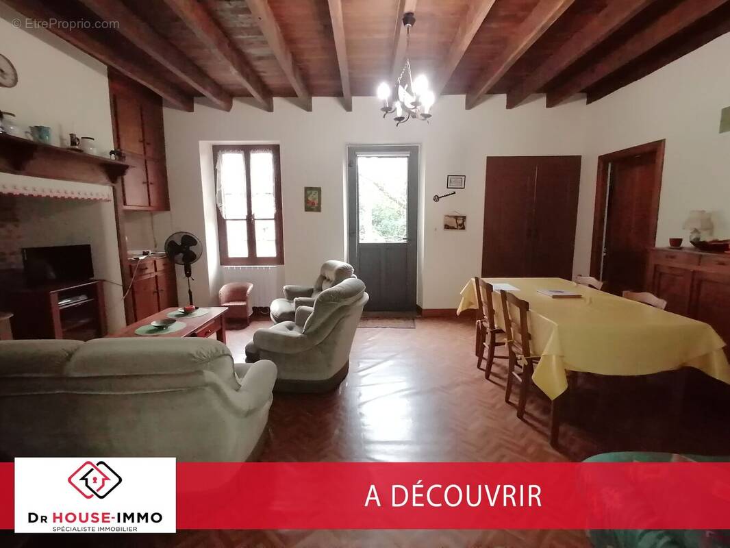 Maison à AYNAC