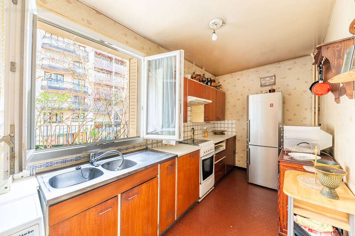 Appartement à PARIS-15E