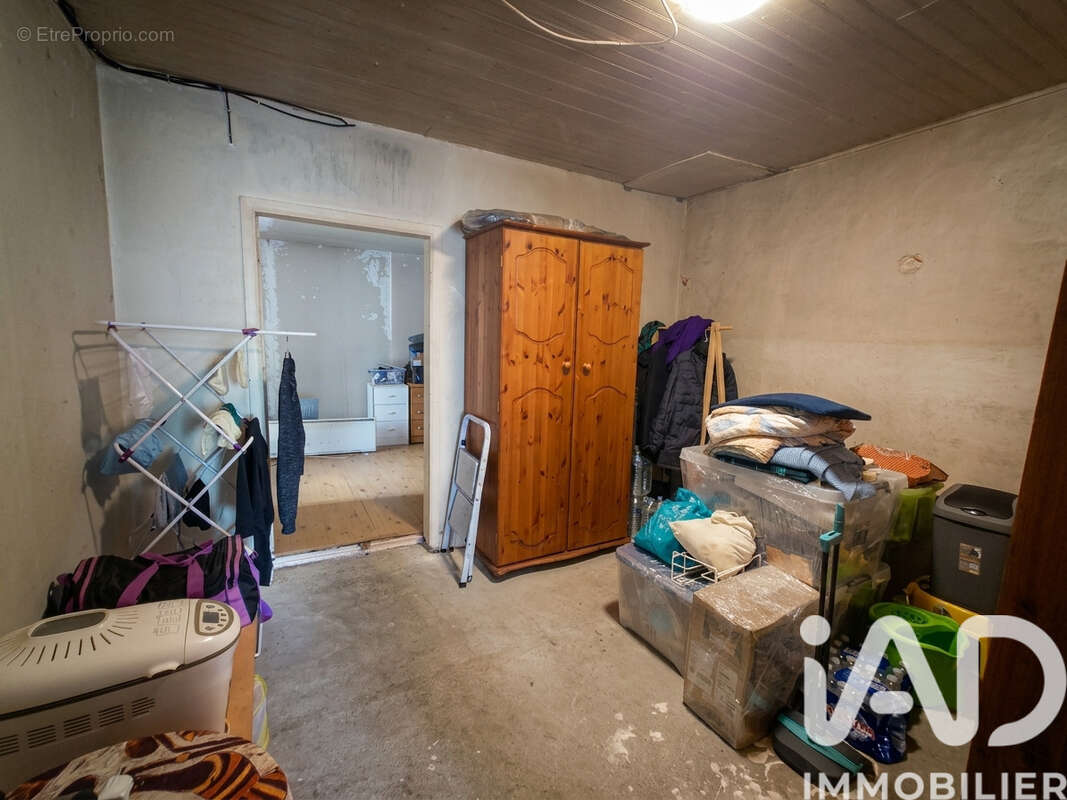 Maison 55 m² à Brigueil-Le-Chantre  - photo 9