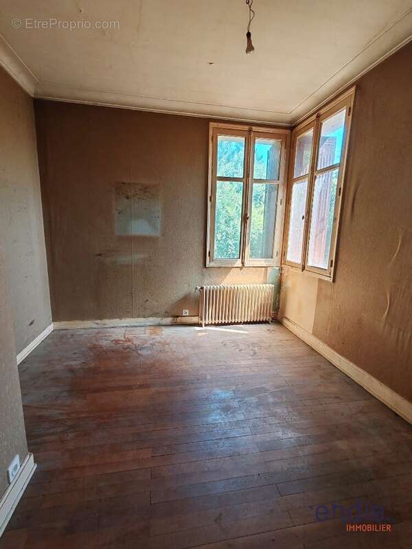 Grande maison 168 m2 - BUXEROLLES - photo 9