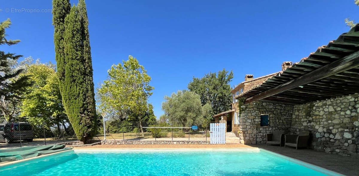 Maison familiale avec piscine et vue dégagée à vendre - Drôme Provençale - photo 2