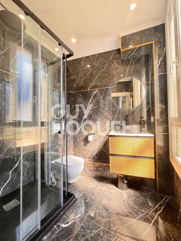 Appartement à SAINT-OUEN