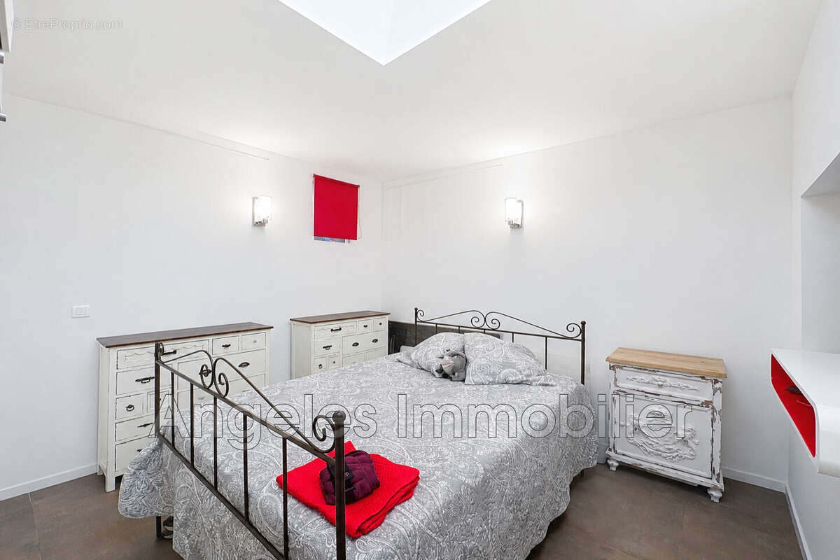 Maison 118 m² à Vallauris  - photo 7