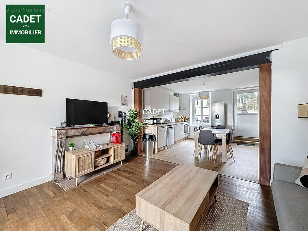 Maison à LA HAYE-PESNEL