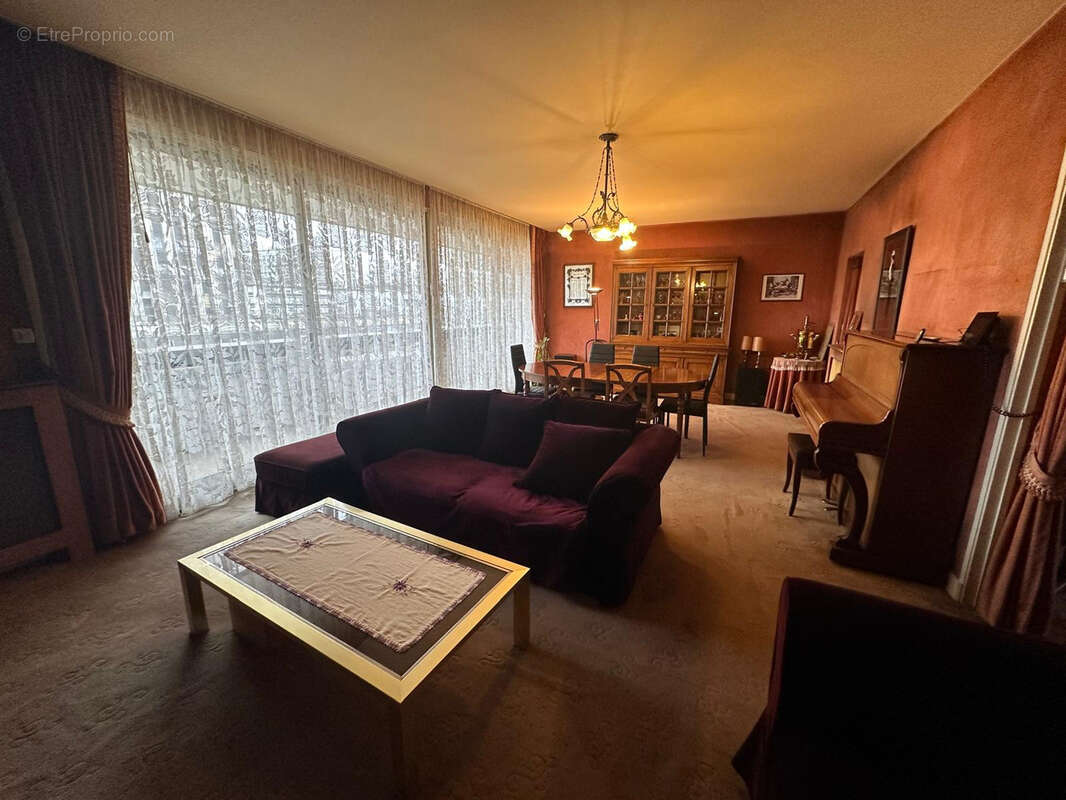 Appartement à SARCELLES