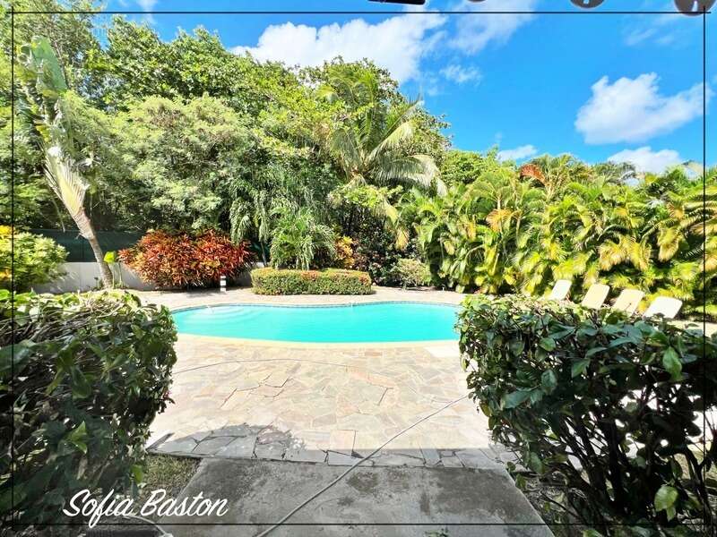 Sainte-Anne Plage – Villa T7 de 220 m²hab.+ 231m2 de terrasses - Piscine - bungalows annexes– Terrain 1 409 m² – Martinique (972 - photo 8