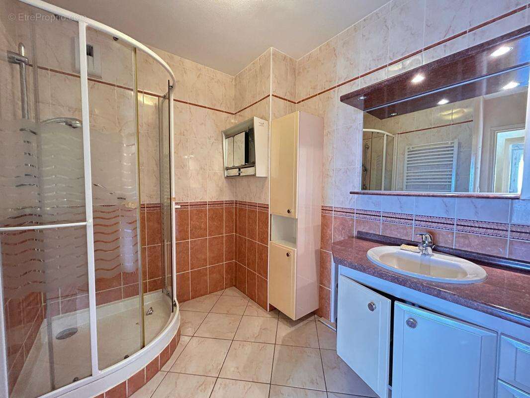 Appartement à CHASSIEU