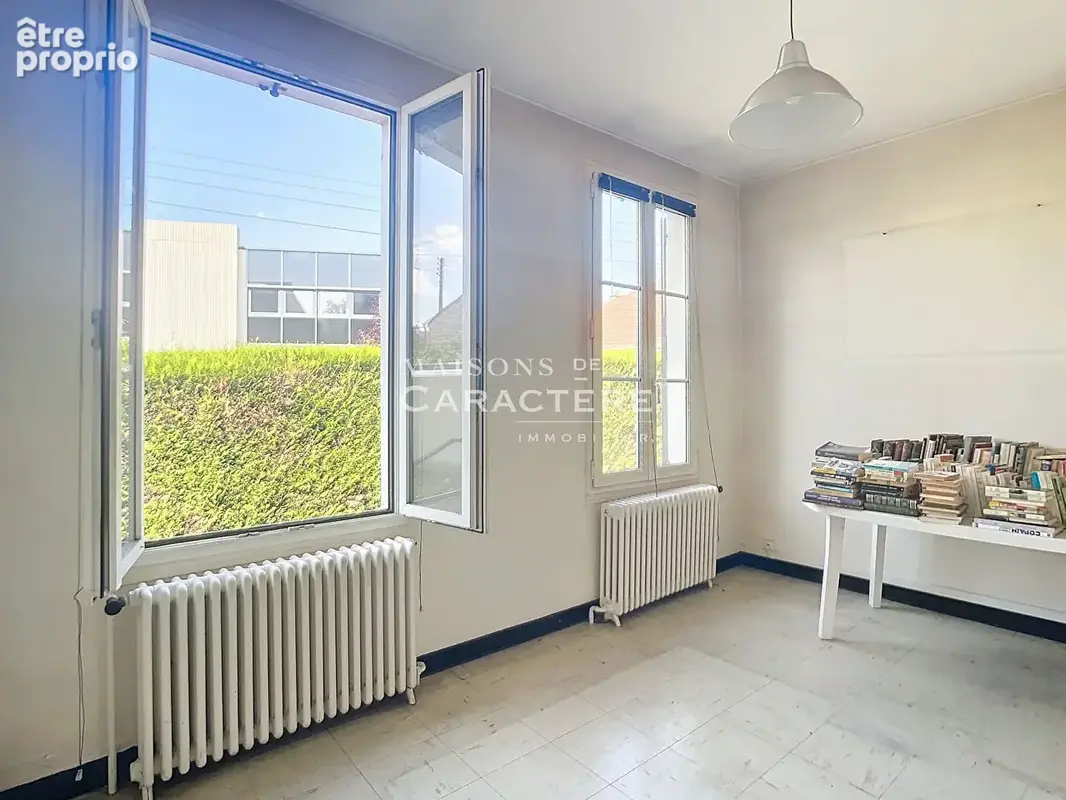 Maison d'époque au jardin extraordinaire de 1400m2 au coeur de ville - photo 15