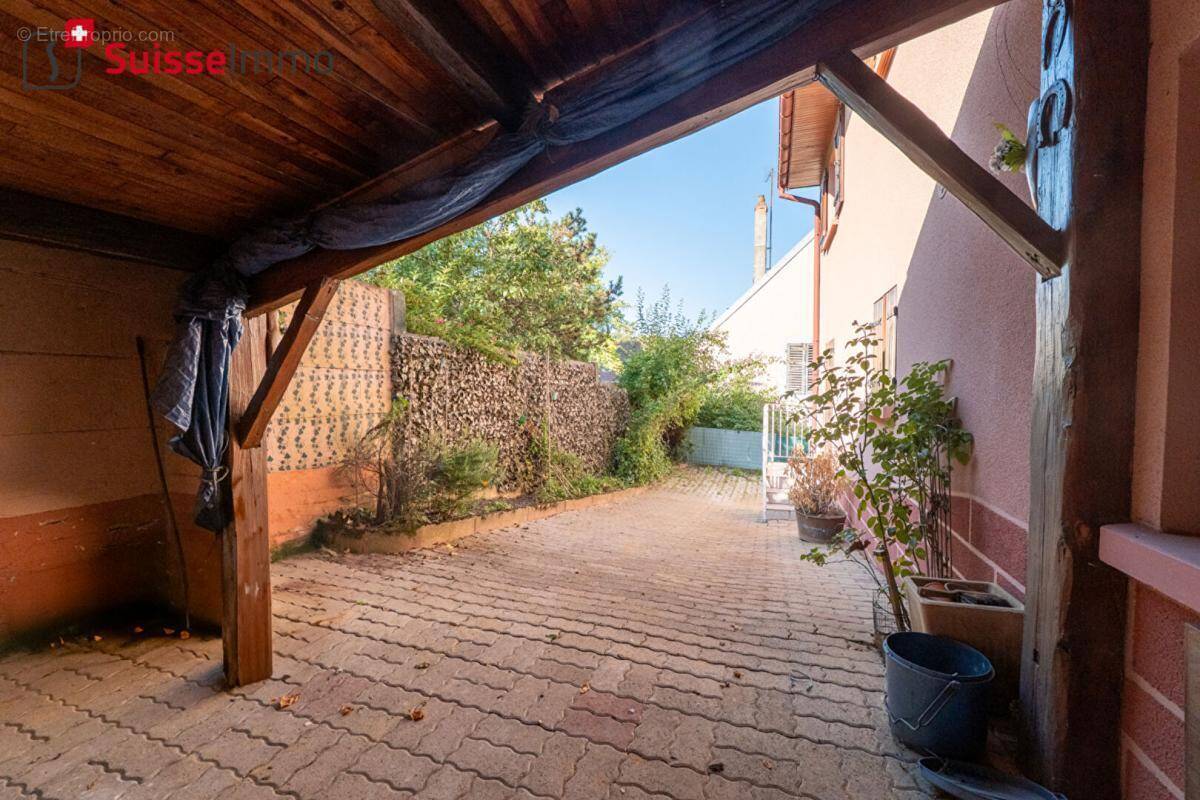 Maison à FESCHES-LE-CHATEL