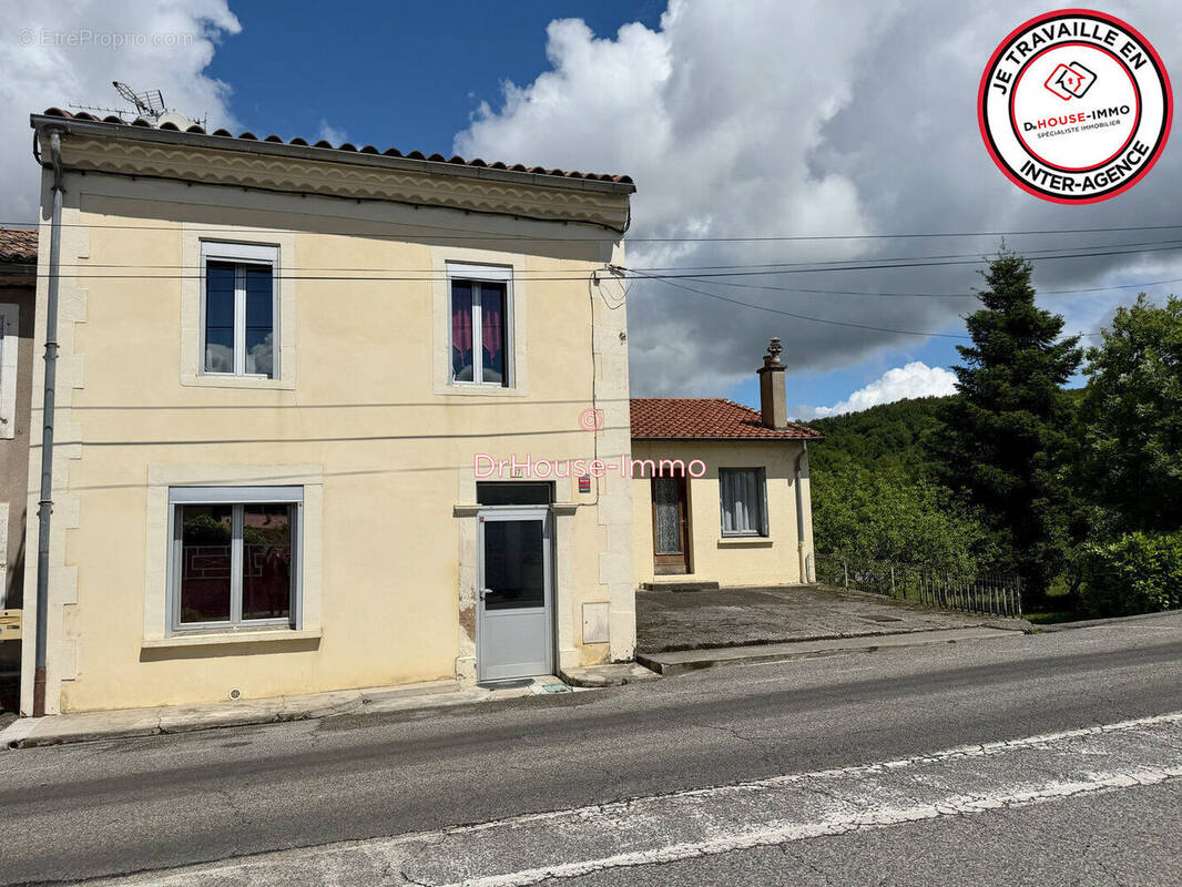 Maison à AURIGNAC