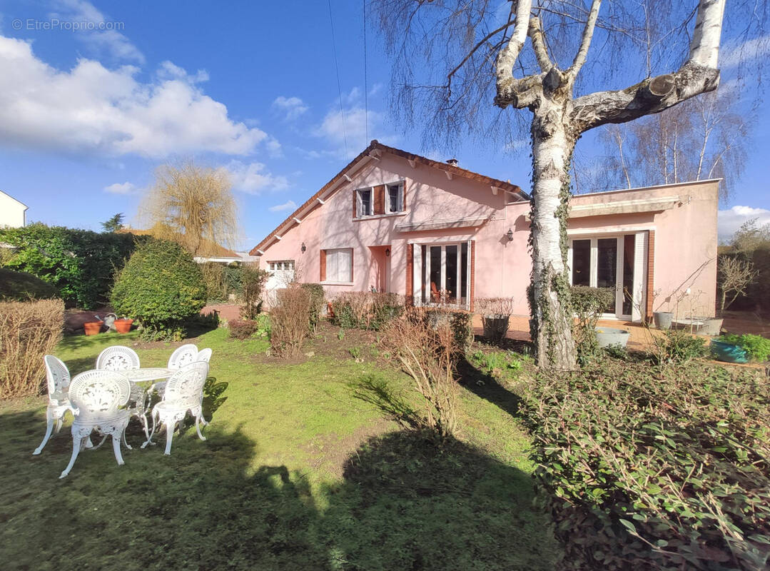 Maison à MEUNG-SUR-LOIRE
