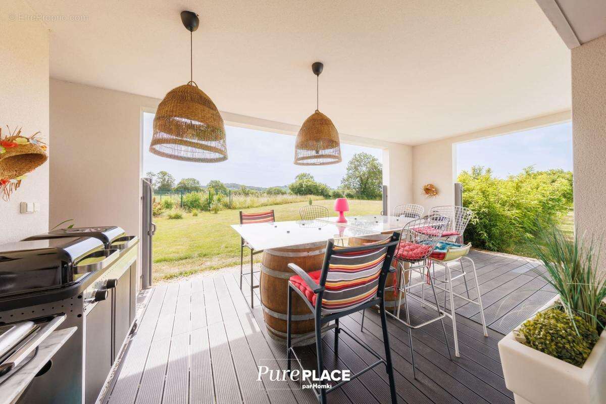 Villa d’architecte contemporaine avec piscine chauffée et vues sur le Puy de Dôme et le Sancy - photo 5