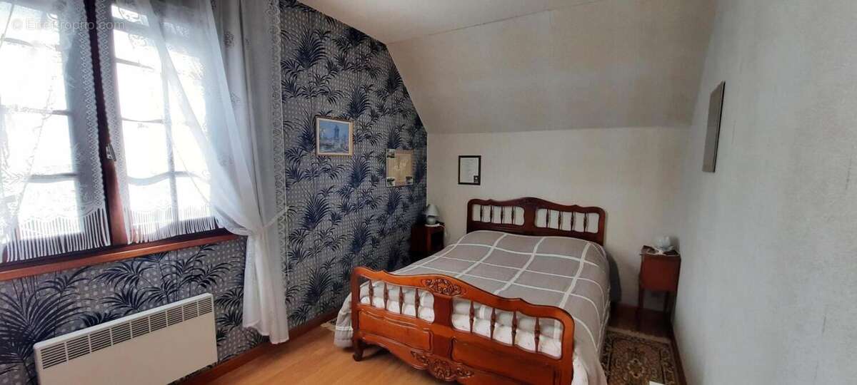 Maison à THIVIERS