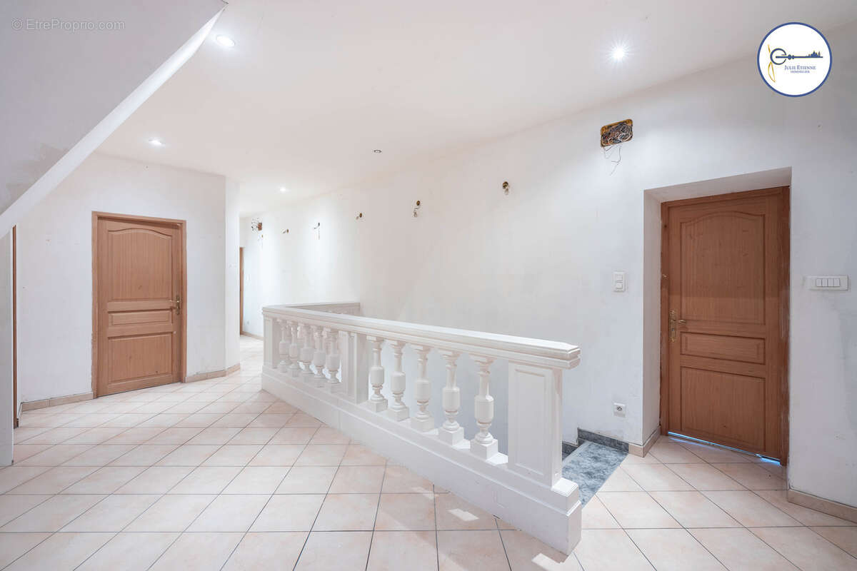 Maison type ferme vosgienne Lerrain 8 pièces 242 m2 - photo 3
