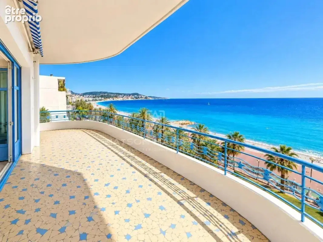 3/4 pièces - 5ème etage – vue panoramique mer baies des anges – magnifique terrasse d'angle - photo 1