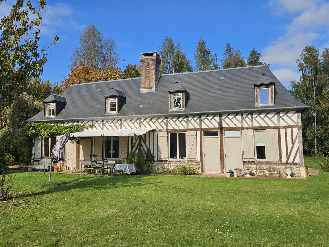 Maison à CORMEILLES