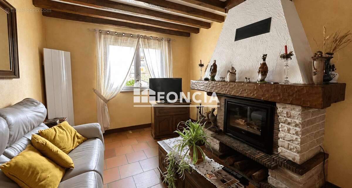 Maison à LA MADELEINE-DE-NONANCOURT