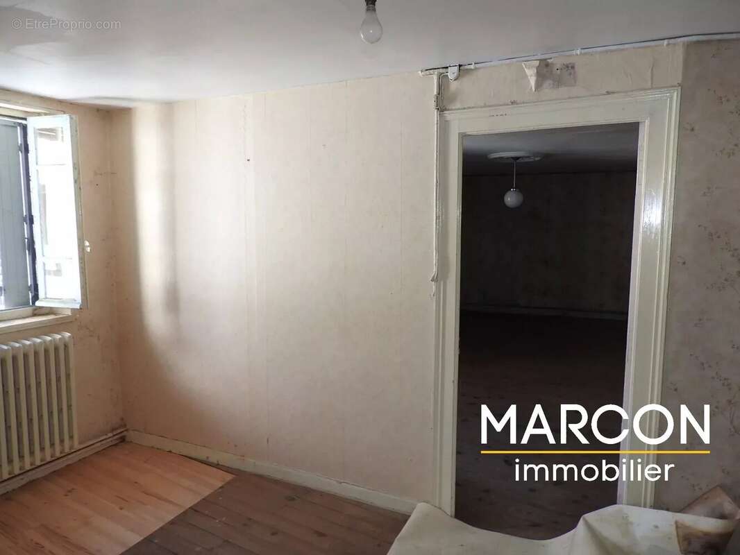 Maison à GENTIOUX-PIGEROLLES