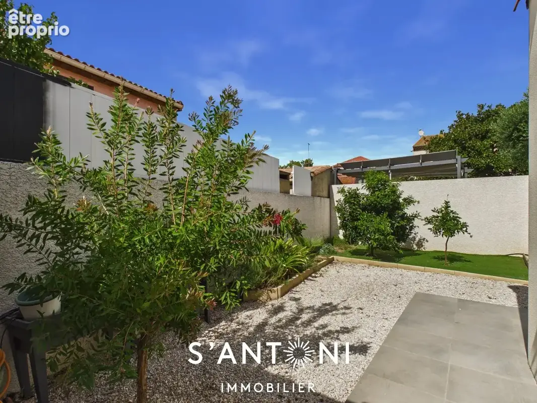 AGDE- Maison contemporaine 121 m²  3 chambres  Piscine  Garage - photo 21