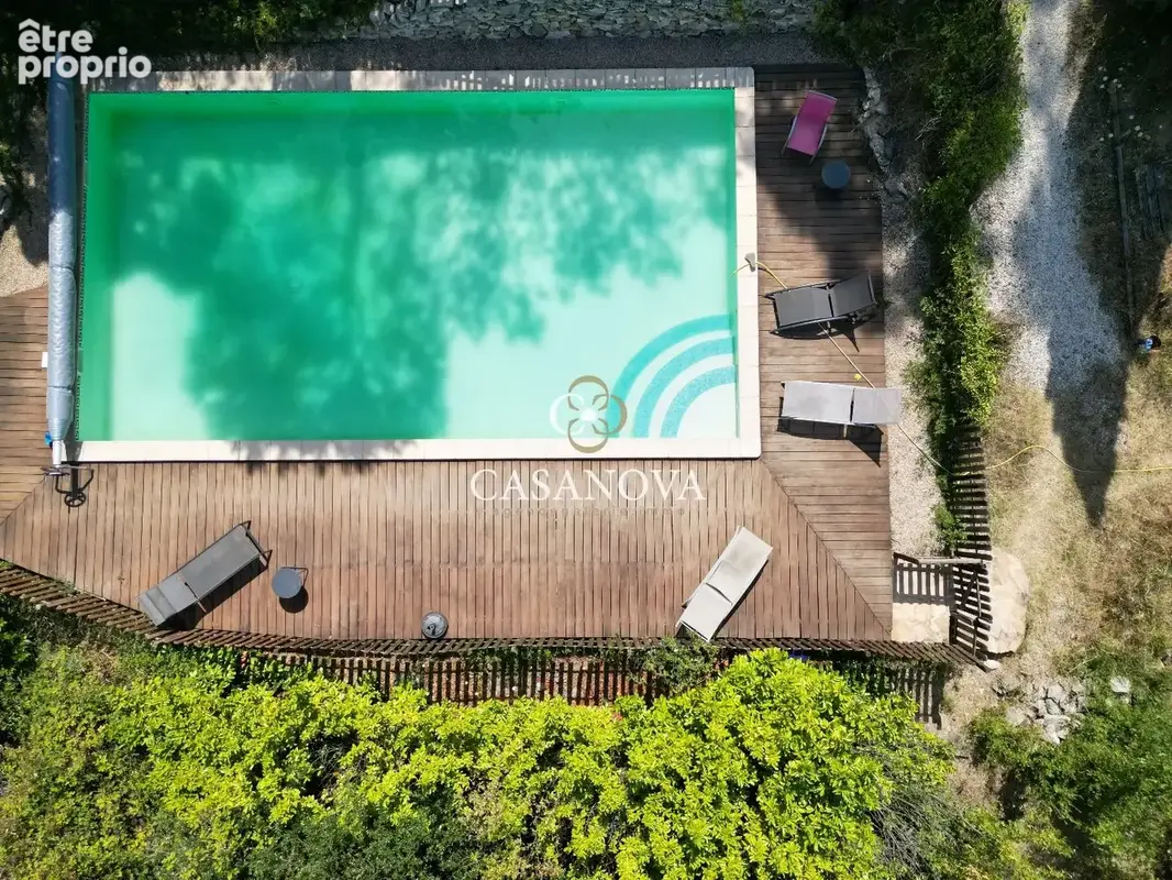 Point de VUE PANORAMIQUE. Bâti de CARACTERE avec piscine et 250 m² habitables et possibilité de projet touristique (chambres d'h - photo 5