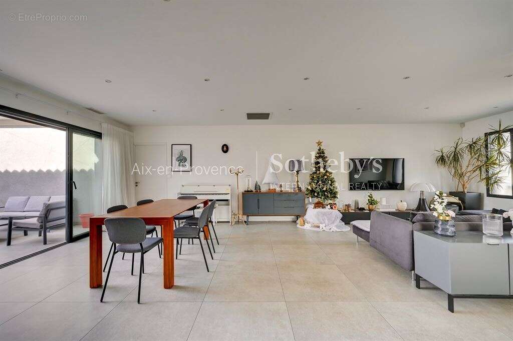 Maison à AIX-EN-PROVENCE