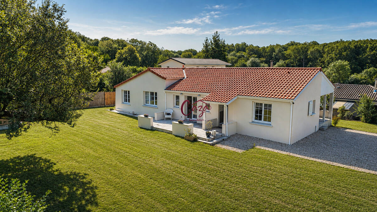 Maison à SALLEBOEUF