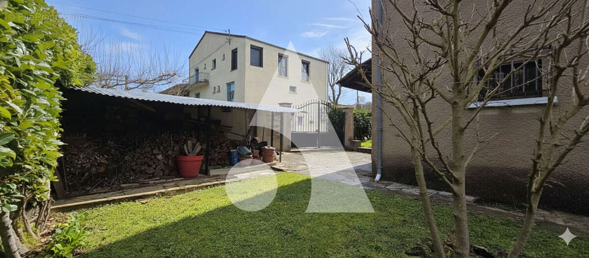 Maison à CAHORS