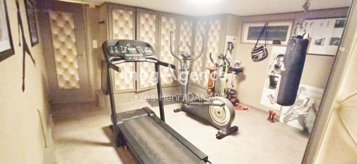 Maison à FERRIERES-EN-GATINAIS