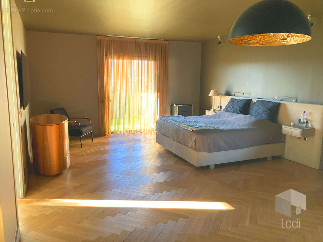Appartement à MONTELIMAR